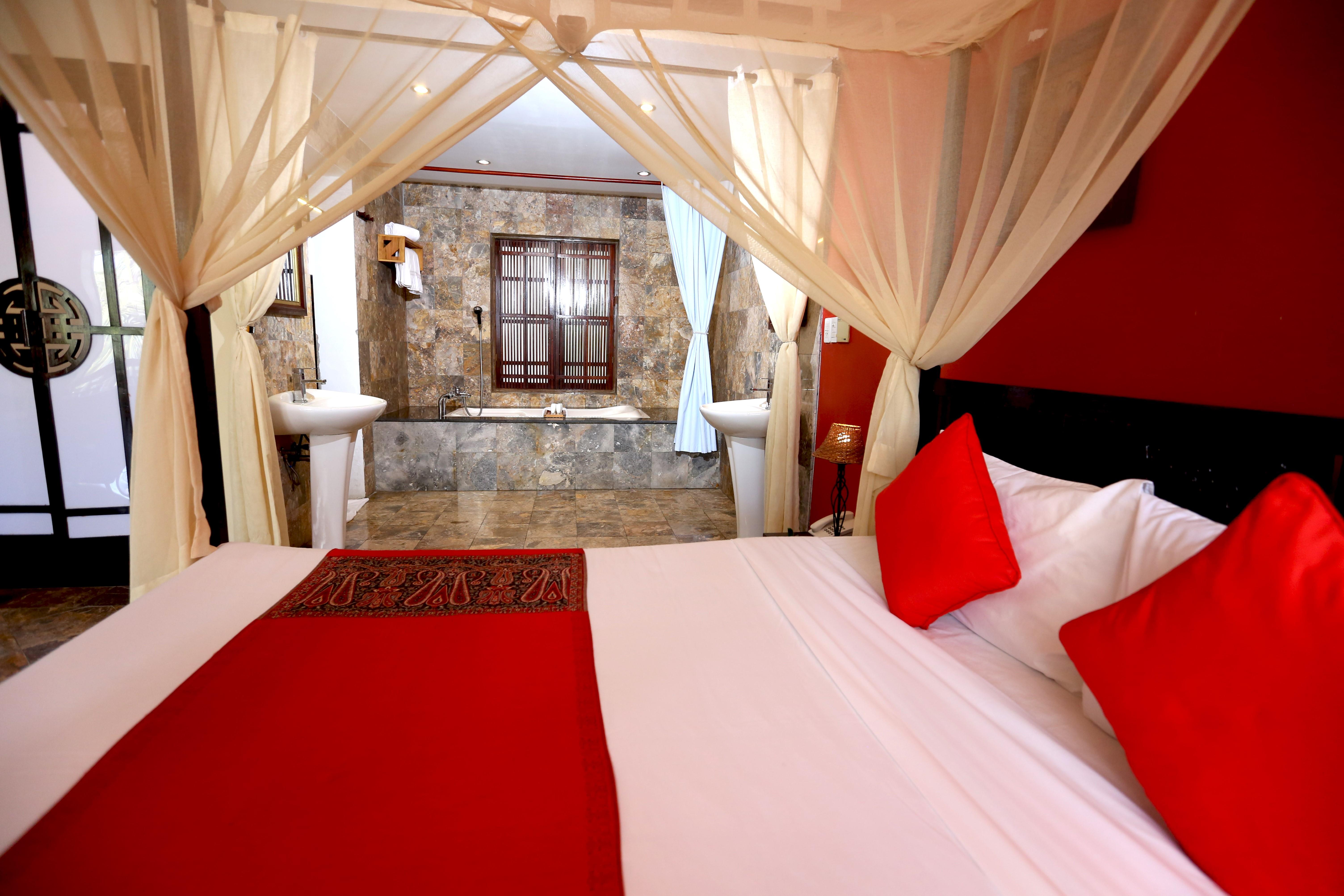 Le Belhamy Beach Resort & Spa, Hoi An An Bàn Buitenkant foto