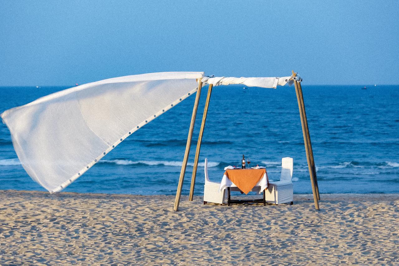 Le Belhamy Beach Resort & Spa, Hoi An An Bàn Buitenkant foto