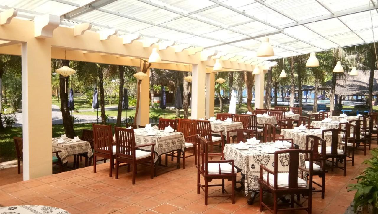 Le Belhamy Beach Resort & Spa, Hoi An An Bàn Buitenkant foto