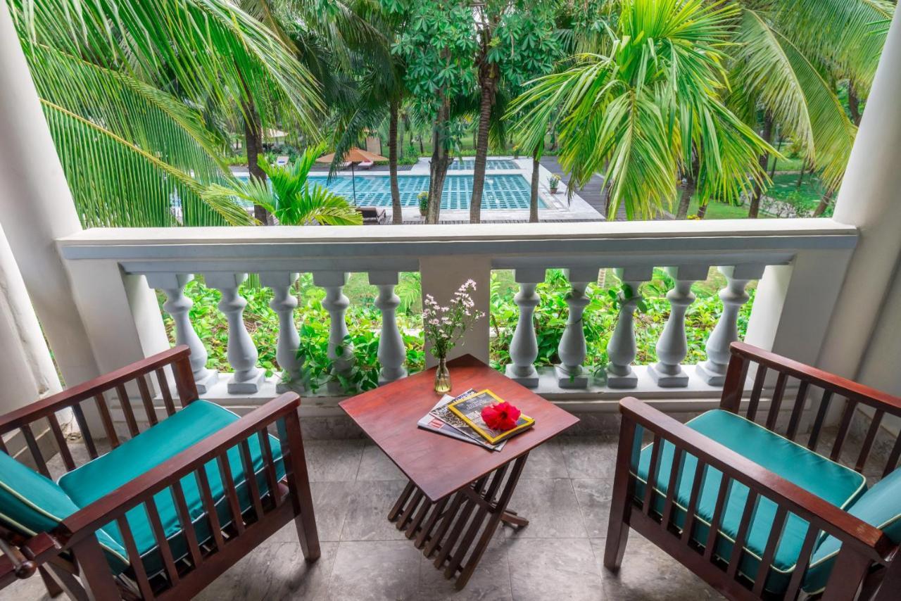 Le Belhamy Beach Resort & Spa, Hoi An An Bàn Buitenkant foto